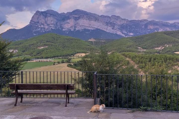 Preciosas Vistas A La Montana, Luminoso Y Acogedor Διαμέρισμα El Pueyo de Araguás Εξωτερικό φωτογραφία